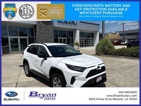Used 2021 Toyota RAV4 LE AWD/4WD image 1