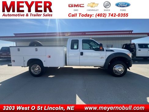 Used 2011 Ford F550 4x4 SuperCab Super Duty w/ PWR Equipment Group image 1