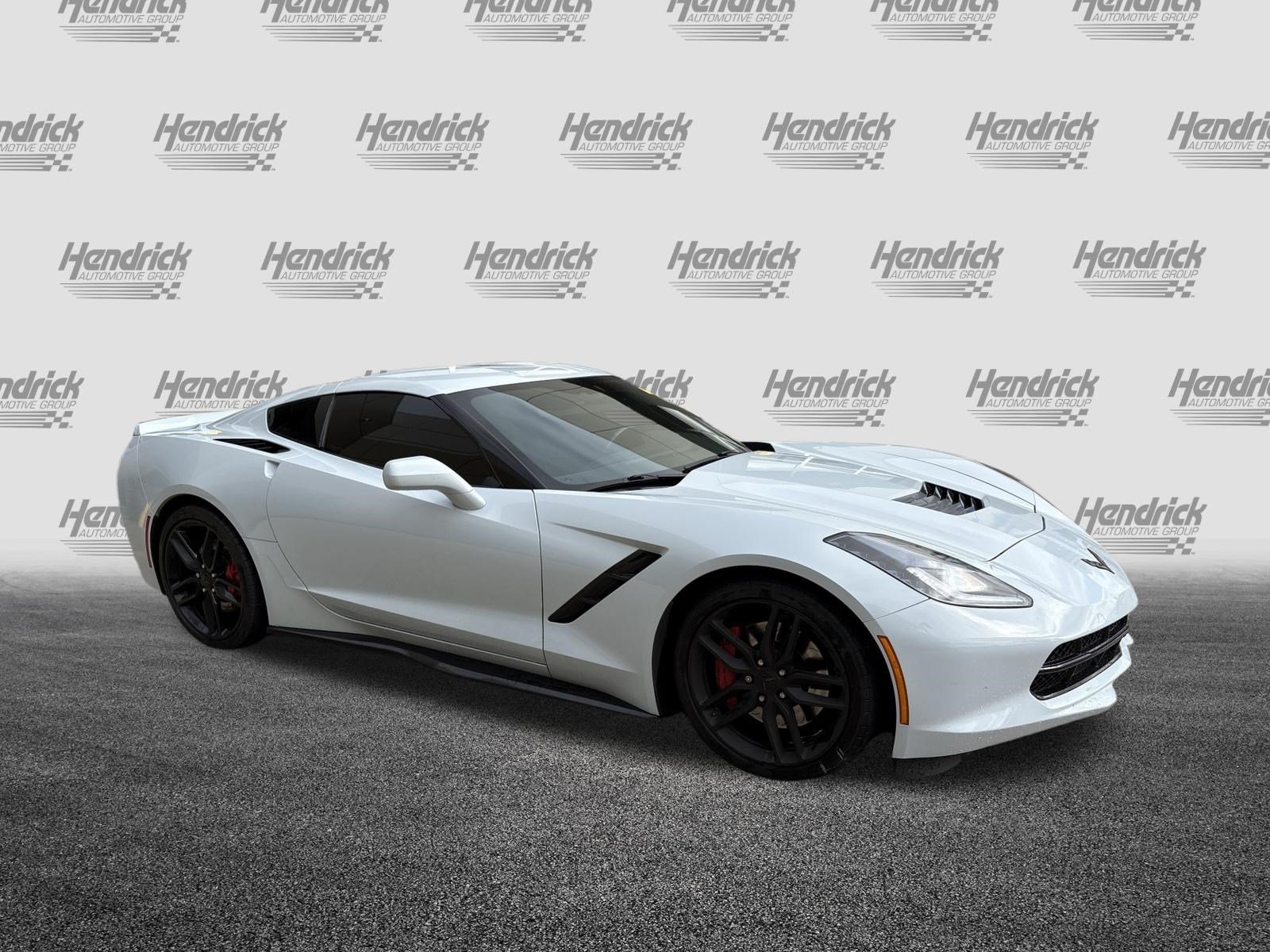 Used 2019 Chevrolet Corvette Stingray Coupe w/ Carbon Flash Badge Package RWD image 2