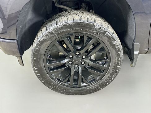 Used 2024 Chevrolet Silverado 1500 RST w/ Convenience Package II AWD/4WD image 8