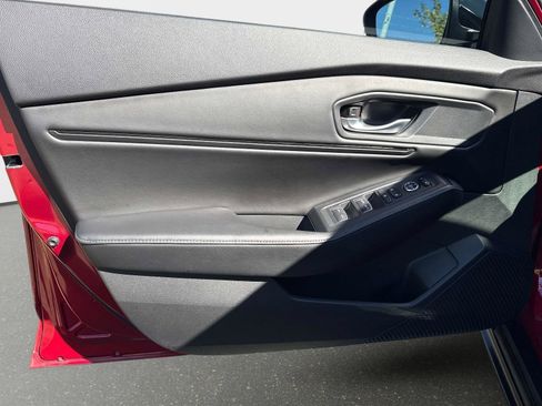 Used 2024 Honda Accord Sport image 17