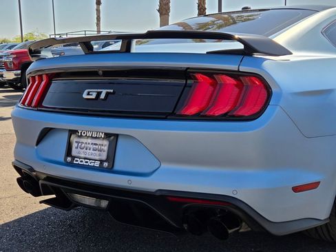 Used 2018 Ford Mustang GT Premium w/ GT Performance Package RWD image 5