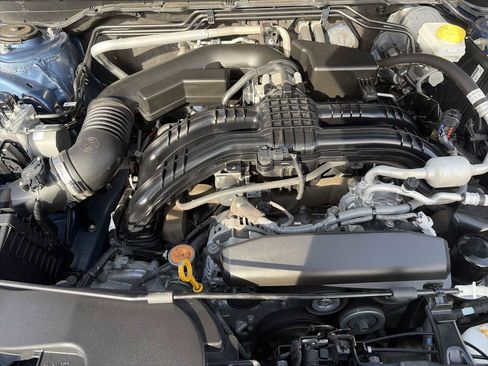 Used 2024 Subaru Crosstrek 2.0i image 17