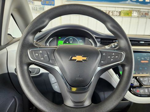 Used 2019 Chevrolet Bolt LT image 9