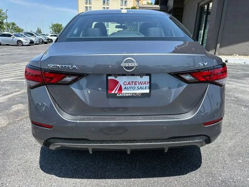 Used 2024 Nissan Sentra SV FWD image 4