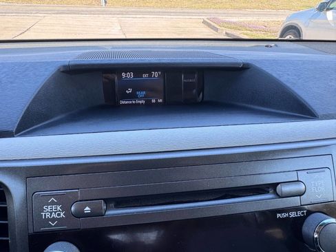 Used 2014 Toyota Sienna LE image 23