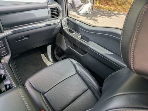Used 2024 Ford F150 Lariat w/ Bed Utility Package AWD/4WD image 17