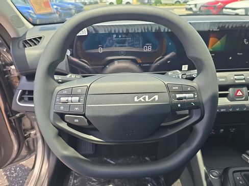 New 2026 Kia K4 FWD image 29
