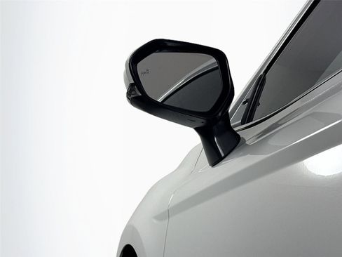 Certified 2024 Toyota Camry SE w/ Convenience Package FWD image 5