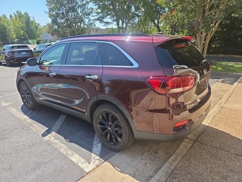 Used 2020 Kia Sorento S FWD image 2