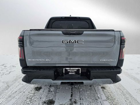 New 2024 GMC Sierra EV Denali image 4