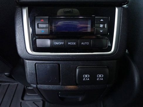 Used 2022 Subaru Ascent Onyx Edition AWD/4WD image 19