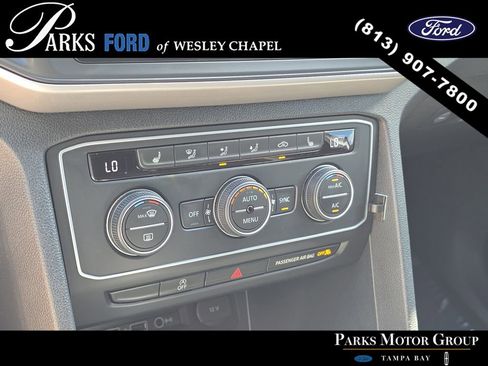 Used 2020 Volkswagen Atlas Cross Sport SE w/ Towing Package AWD/4WD image 23