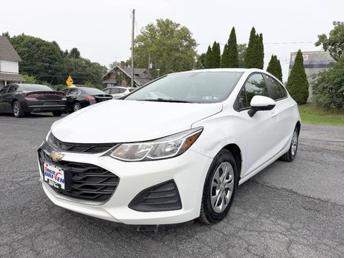Used 2019 Chevrolet Cruze LS w/ LS Fleet Convenience Package FWD image 1