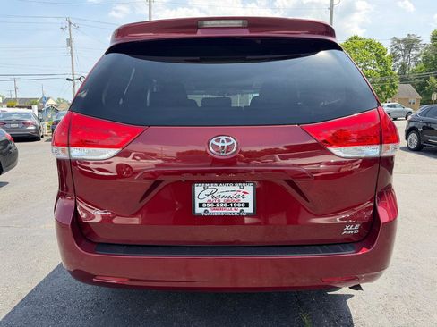 Used 2014 Toyota Sienna XLE AWD/4WD image 6
