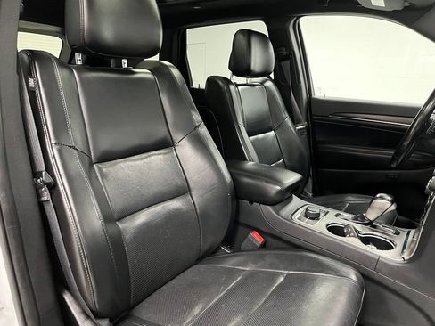 Used 2020 Jeep Grand Cherokee Limited w/ Luxury Group II AWD/4WD image 61