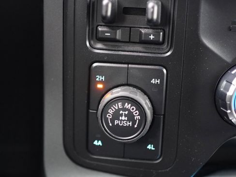 Used 2021 Ford F150 Lariat w/ Equipment Group 501A Mid image 53