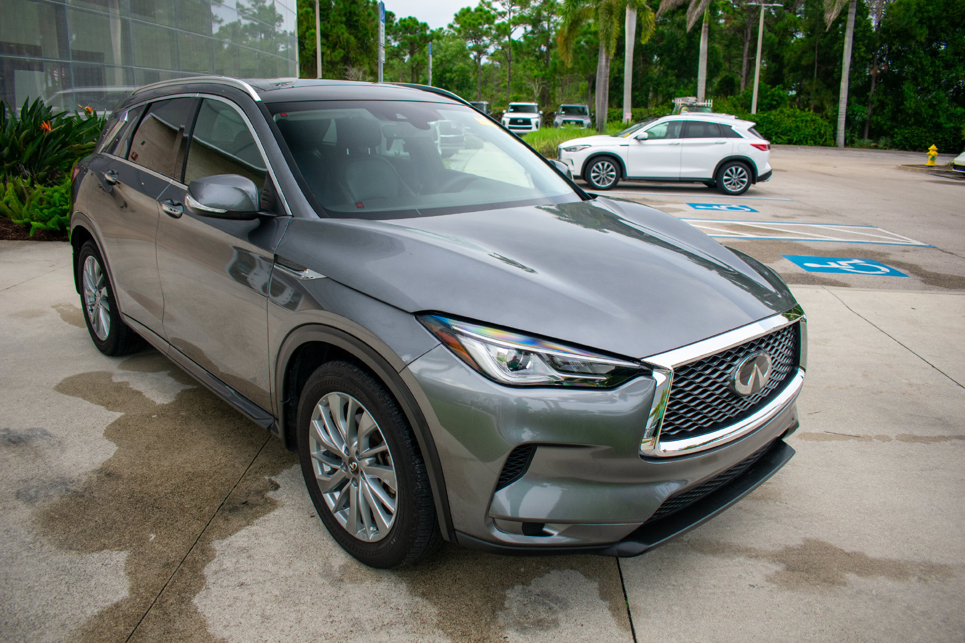 Used 2023 INFINITI QX50 Luxe FWD image 10