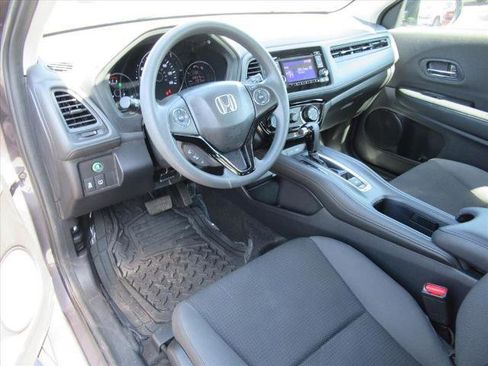 Used 2019 Honda HR-V LX image 15