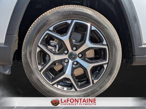 Used 2025 Jeep Compass Limited AWD/4WD image 32
