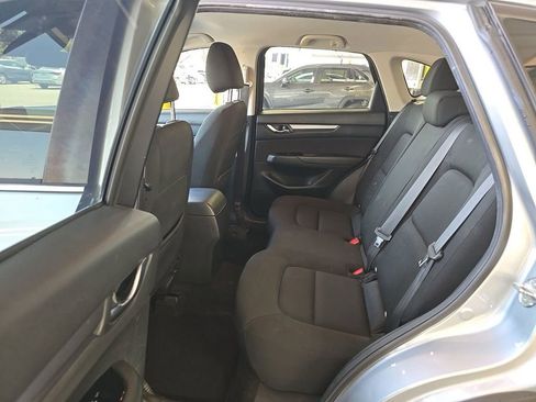 Used 2019 MAZDA CX-5 Sport FWD image 4