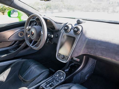 Used 2018 McLaren 570S Spider image 50