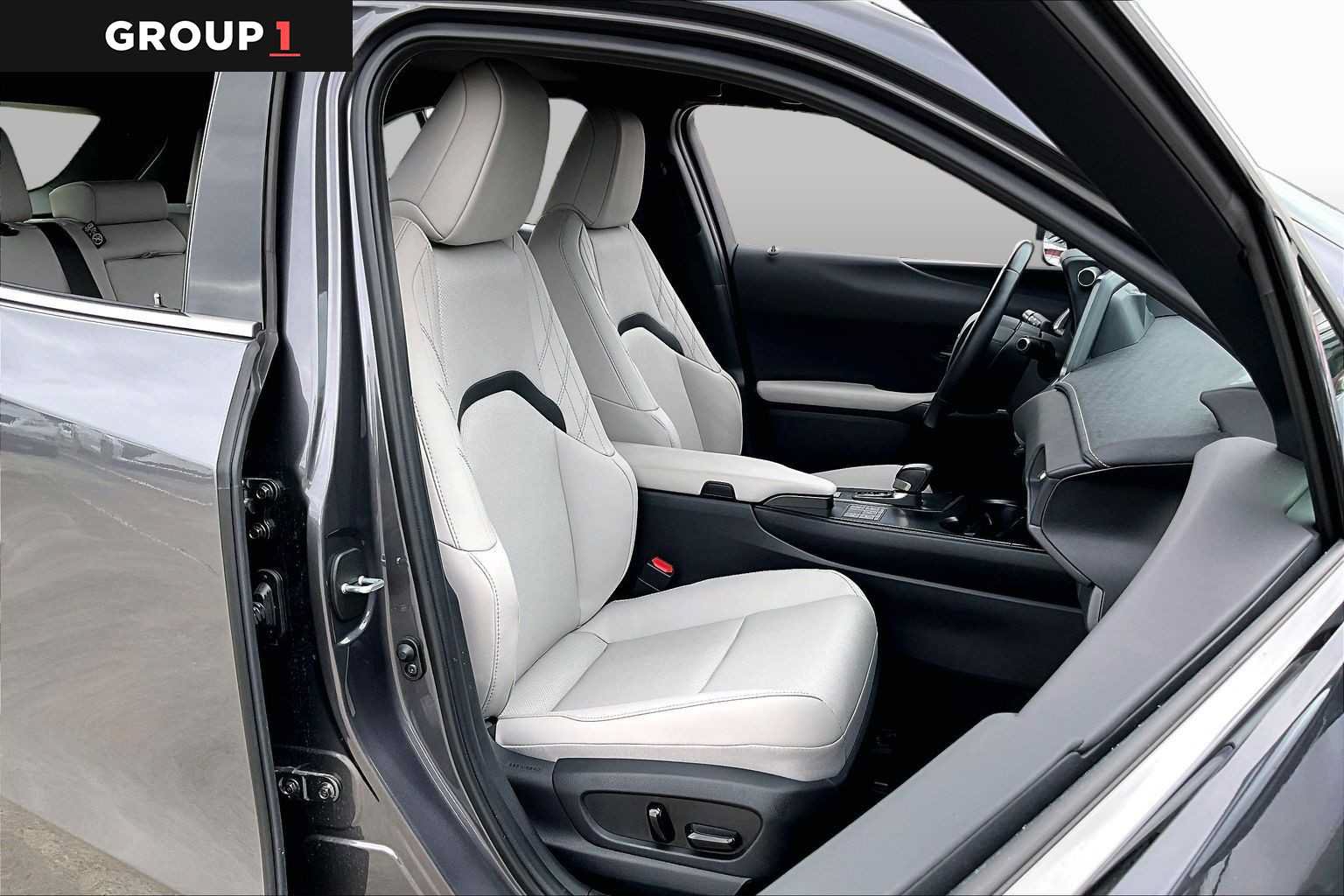 Certified 2026 Lexus UX 300h FWD w/ Cold Area Package image 8