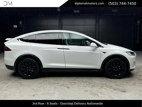 Used 2017 Tesla Model X P100D image 8
