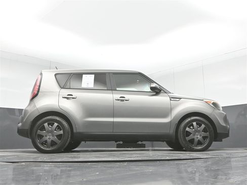 Used 2015 Kia Soul image 30