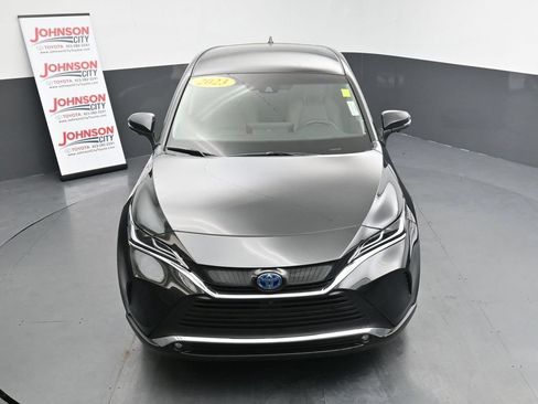 Used 2023 Toyota Venza Limited AWD/4WD image 28