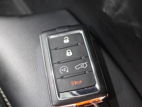 Used 2023 Jeep Grand Cherokee L Limited w/ Black Appearance Package AWD/4WD image 28