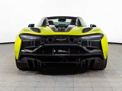 Used 2025 McLaren Artura Spider image 18
