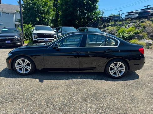 Used 2017 BMW 330i xDrive Sedan AWD/4WD image 3