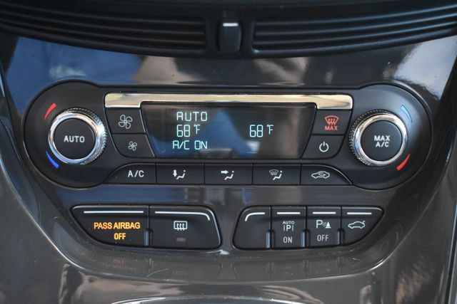 Used 2015 Ford Escape Titanium w/ Canadian Touring Package AWD/4WD image 30