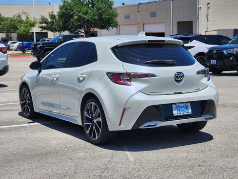 Used 2019 Toyota Corolla XSE FWD image 5