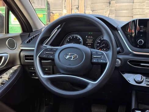 Used 2022 Hyundai Sonata SEL image 19
