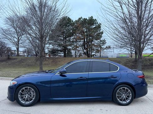 Used 2017 Alfa Romeo Giulia image 17