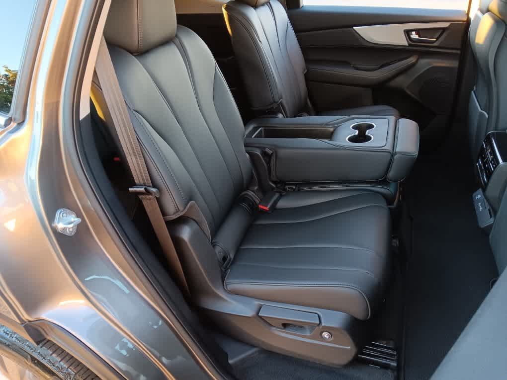 Used 2024 Acura MDX SH-AWD image 18