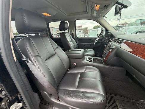 Used 2011 Chevrolet Silverado 3500 LTZ w/ LTZ Plus Package AWD/4WD image 28