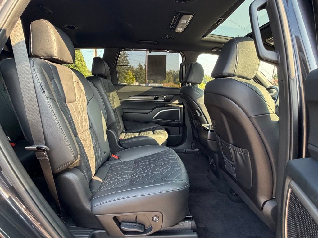 Used 2025 Kia Telluride EX X-Line AWD/4WD image 32