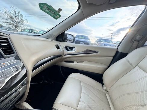 Used 2017 INFINITI QX60 3.5 Sport Utility 4D w/ Premium Plus Package image 21