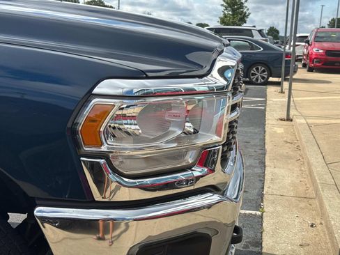 Used 2024 RAM 2500 Big Horn AWD/4WD image 6