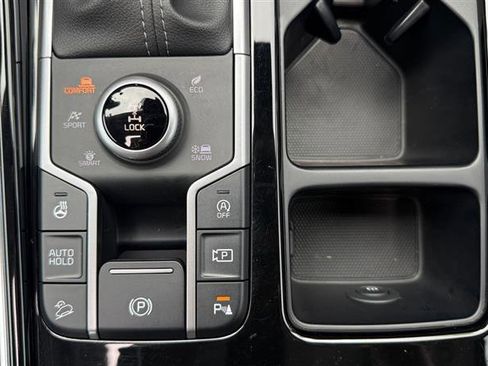 Used 2023 Kia Sorento SX AWD/4WD image 28