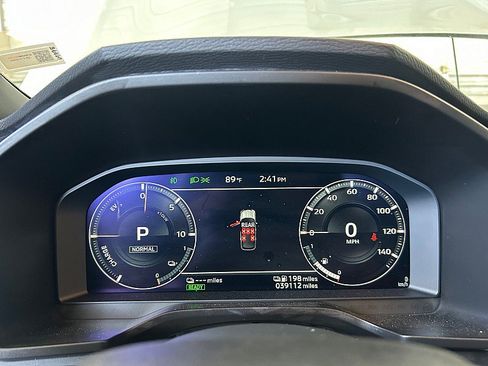 Used 2025 Mitsubishi Outlander SEL Black Edition AWD/4WD image 23