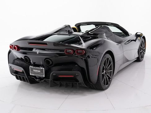 Used 2022 Ferrari SF90 Spider AWD/4WD image 5