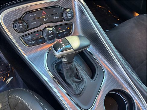 Used 2016 Dodge Challenger SRT Hellcat image 36