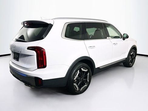 Used 2025 Kia Telluride S image 9
