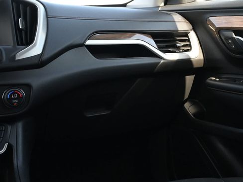 Used 2020 GMC Terrain SLE w/ Driver Convenience Package FWD image 7