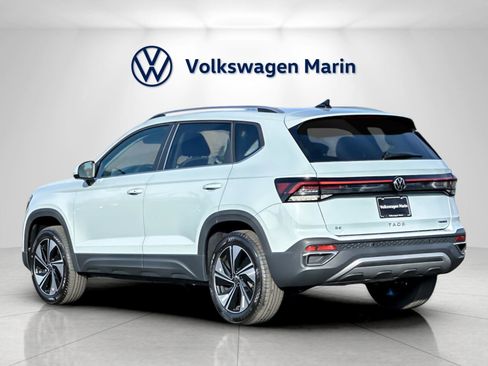 New 2026 Volkswagen Taos SE AWD/4WD image 3