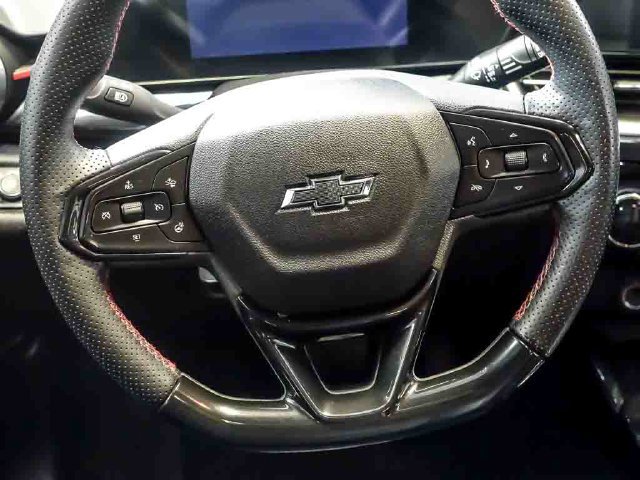 Certified 2024 Chevrolet Trax RS w/ Sunroof Package FWD image 19